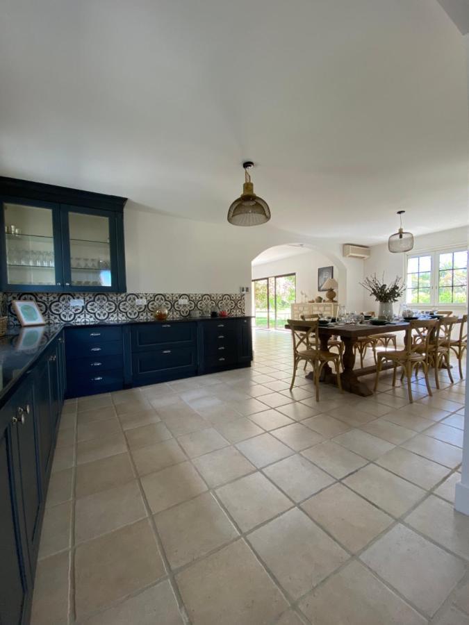 Villa Raffinee, Parc Cloture, 4000M2, Piscine 5X10 Blauzac  Экстерьер фото